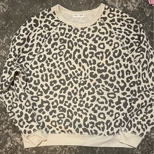Grayson thread leopard top